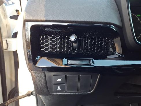 Used 2025 Honda CR-V Sport Touring image 28