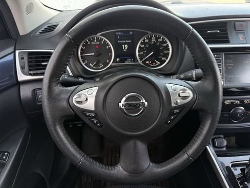 Used 2019 Nissan Sentra SR image 13