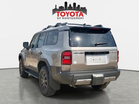 Used 2025 Toyota Land Cruiser w/ Premium Package image 6