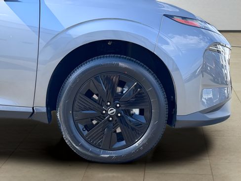 Used 2025 Nissan Murano SV FWD image 43