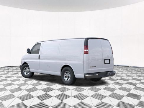 New 2026 Chevrolet Express 2500 w/ Driver Convenience Package RWD image 7