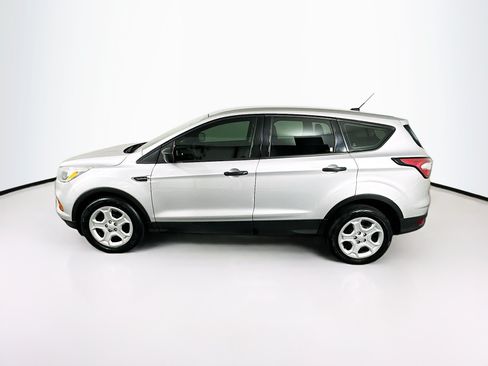 Used 2017 Ford Escape S FWD image 4