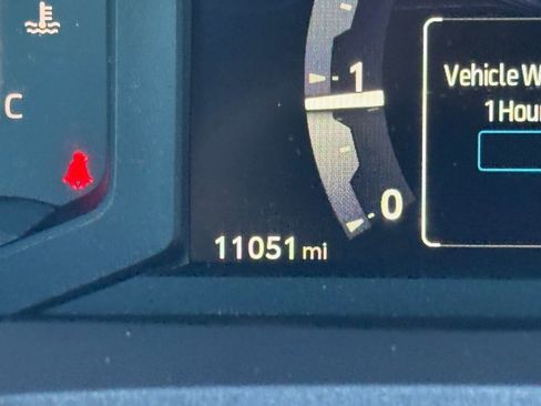 Used 2025 Toyota Tacoma SR5 image 18