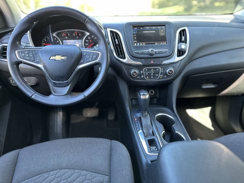 Used 2019 Chevrolet Equinox LT w/ Driver Convenience Package FWD image 14