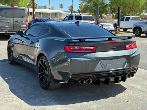 Used 2016 Chevrolet Camaro SS RWD image 4