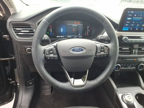 Used 2024 Ford Escape Active AWD/4WD image 8