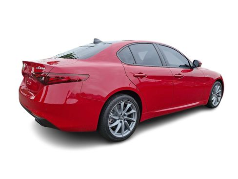 Used 2022 Alfa Romeo Giulia Ti AWD/4WD image 6