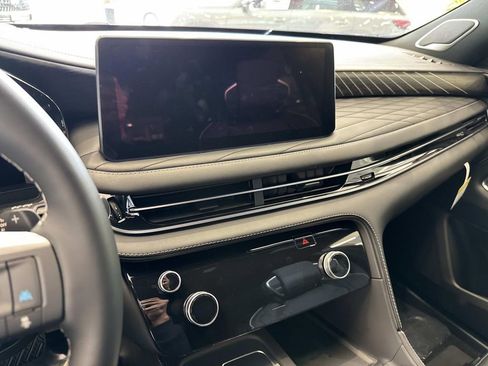 New 2026 INFINITI QX60 Autograph w/ Dark Cargo Package image 3