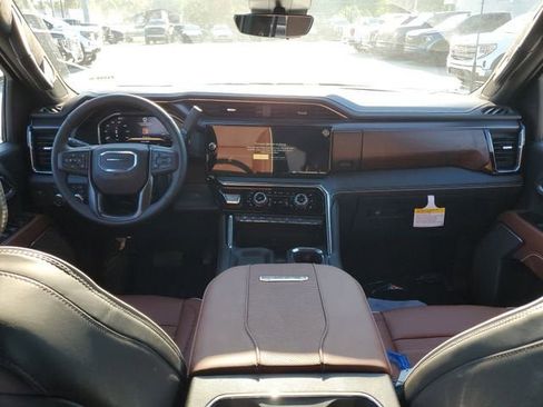 New 2026 GMC Sierra 2500 Denali Ultimate image 13