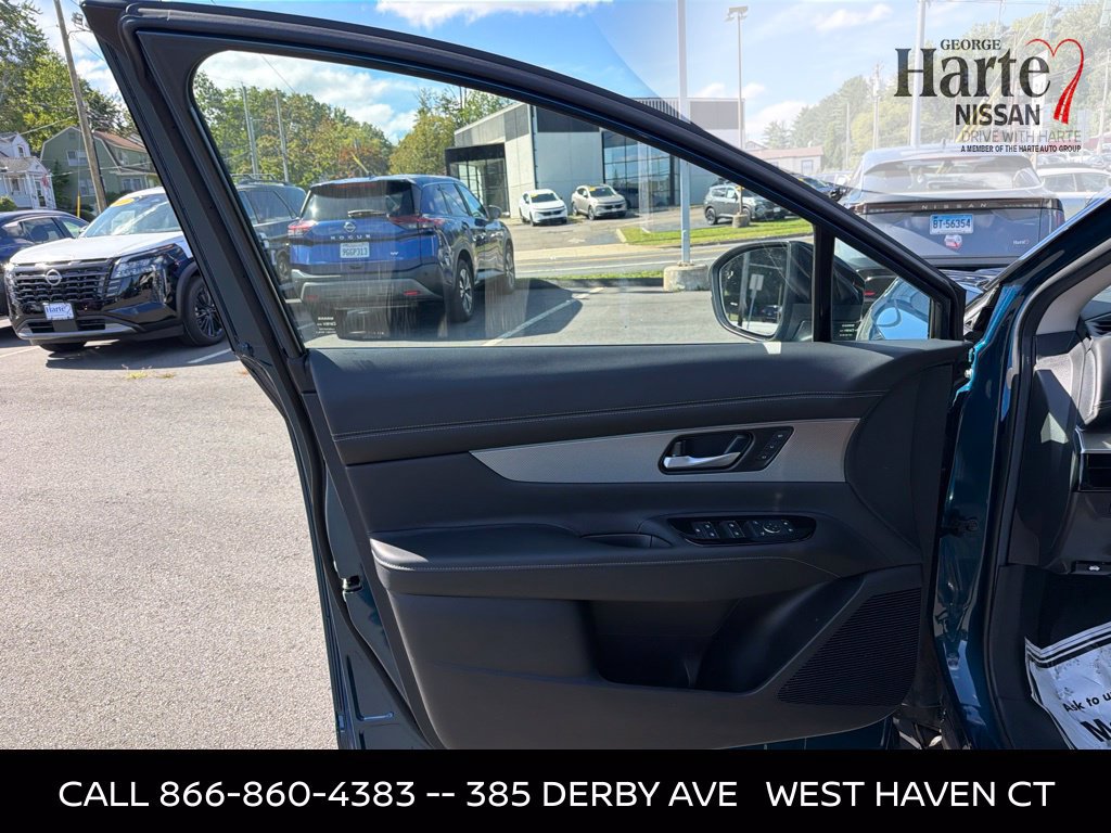 Certified 2025 Nissan Murano SL w/ Cargo Package AWD/4WD image 10