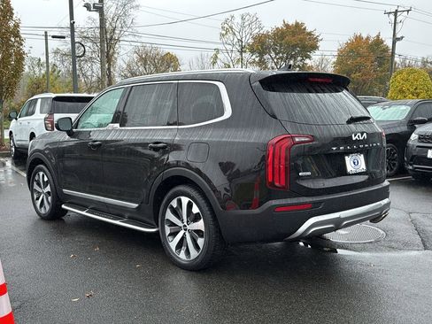 Used 2022 Kia Telluride EX w/ EX Premium Package image 5