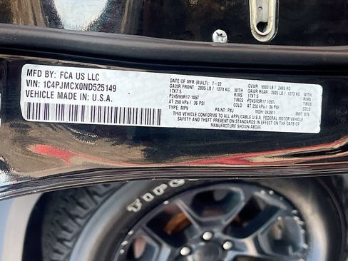 Used 2022 Jeep Cherokee Latitude AWD/4WD image 31