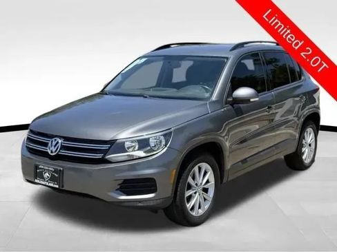 Used 2018 Volkswagen Tiguan Limited w/ Premium Package FWD image 3