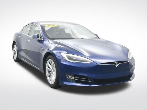 Used 2019 Tesla Model S Standard Range AWD/4WD image 3