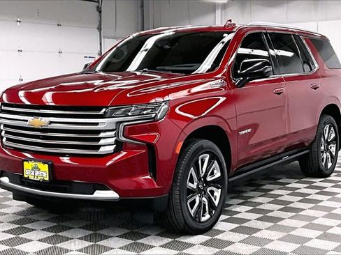 Used 2021 Chevrolet Tahoe High Country w/ Premium Package image 10