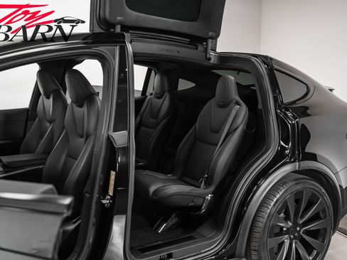 Used 2022 Tesla Model X Plaid image 22