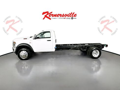 New 2026 RAM 5500 Tradesman w/ Chrome Appearance Group image 4