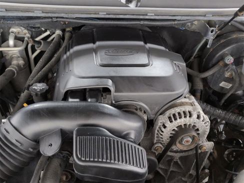 Used 2012 Cadillac Escalade Luxury image 15