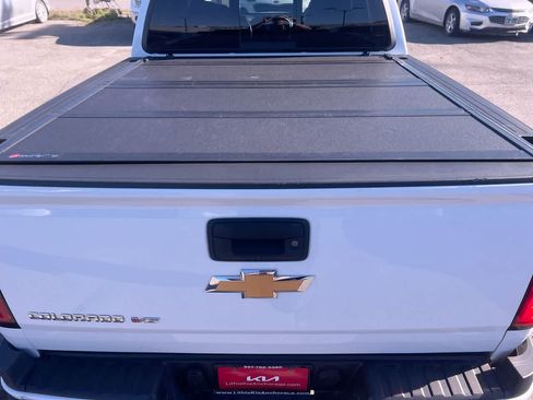 Used 2017 Chevrolet Colorado Z71 AWD/4WD image 25