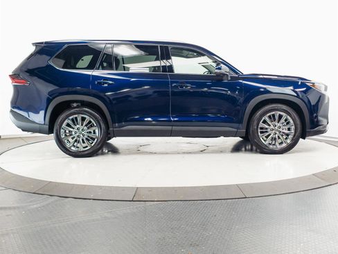 Certified 2026 Toyota Grand Highlander AWD image 14