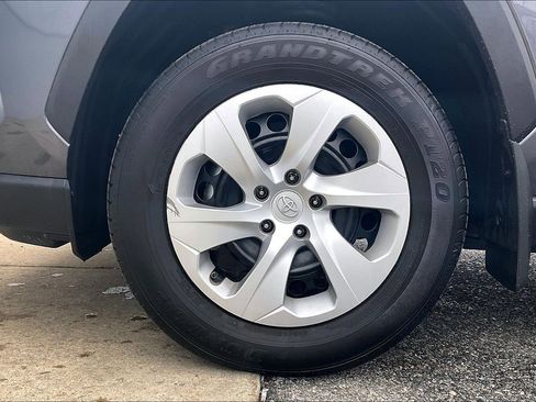 Used 2025 Toyota RAV4 LE image 11