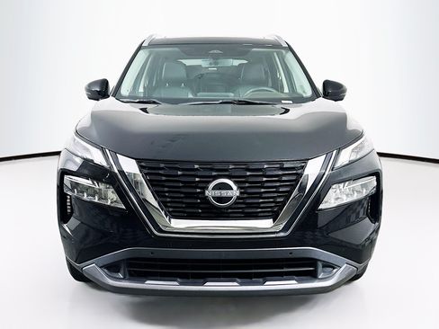Used 2023 Nissan Rogue SL w/ SL Premium Package FWD image 2