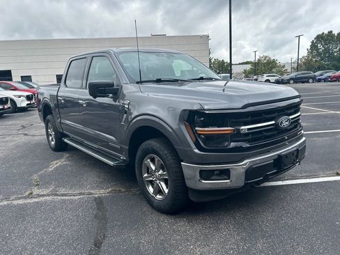 Used 2024 Ford F150 XLT w/ Mobile Office Package image 8