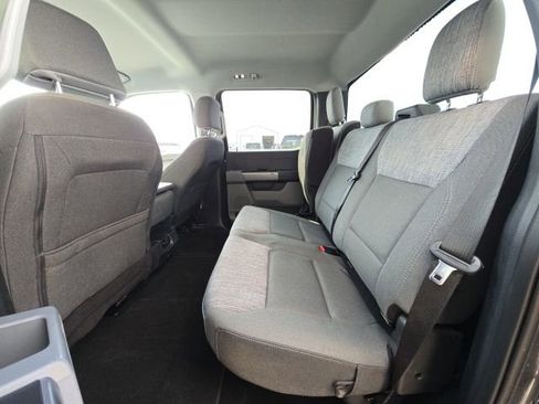 Used 2024 Ford F250 XLT AWD/4WD image 11