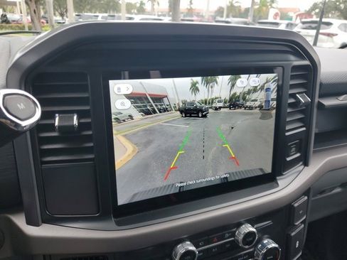 Used 2022 Dodge Durango SXT image 25