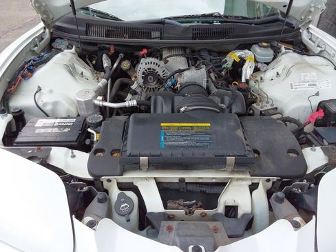 Used 2002 Pontiac Firebird Coupe w/ Opt Pkg RWD image 18