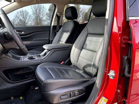 Used 2023 GMC Acadia Denali w/ Trailering Package image 22