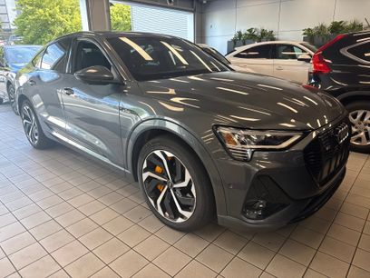 Used 2023 Audi e-tron Premium Plus w/ Premium Plus Package