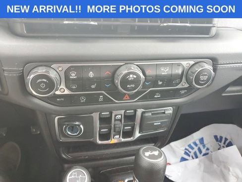 Certified 2024 Jeep Wrangler Unlimited Sahara w/ Dual Top Group image 14