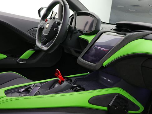 Used 2026 Lamborghini Temerario AWD/4WD image 31