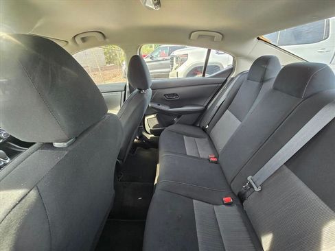 Used 2025 Nissan Sentra SV FWD image 5