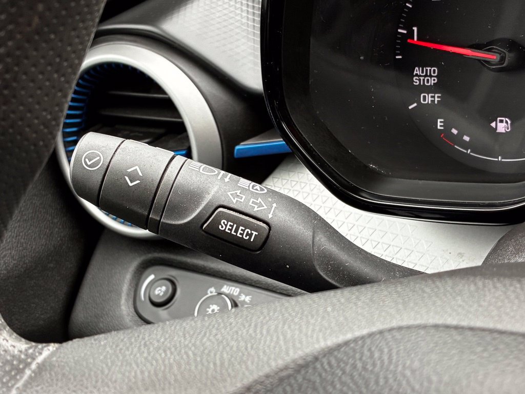 Used 2024 Chevrolet Trax LS w/ LS Convenience Package FWD image 12