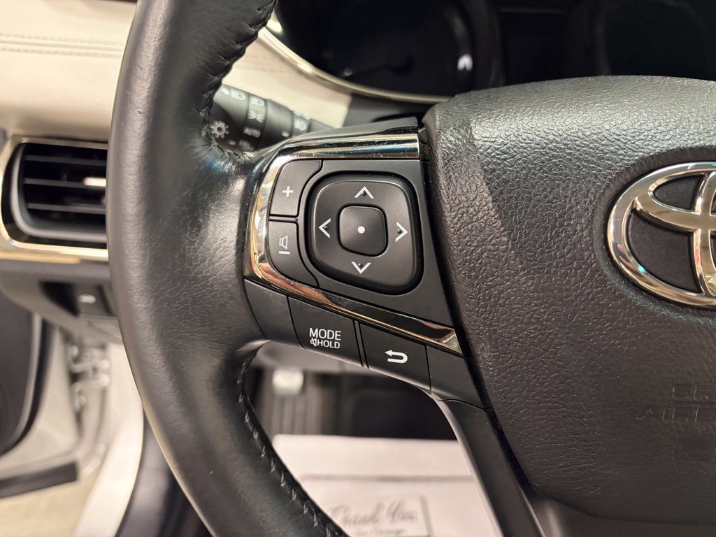 Used 2014 Toyota Avalon XLE Touring FWD image 14