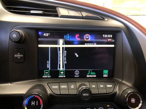 Used 2015 Chevrolet Corvette Stingray Coupe w/ 3LT Preferred Equipment Group image 17