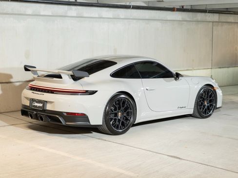 Used 2025 Porsche 911 Carrera GTS RWD image 9