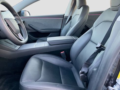 Used 2025 Tesla Model 3 image 20