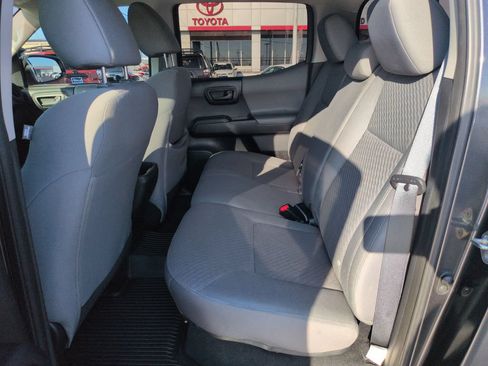 Used 2020 Toyota Tacoma SR AWD/4WD image 25
