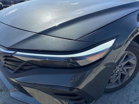 Used 2024 Hyundai Elantra SEL FWD image 9