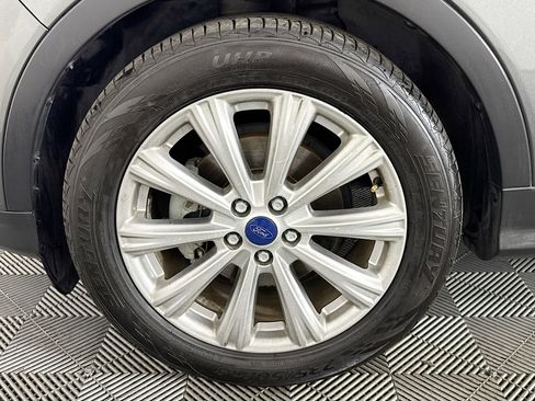 Used 2017 Ford Escape Titanium image 37
