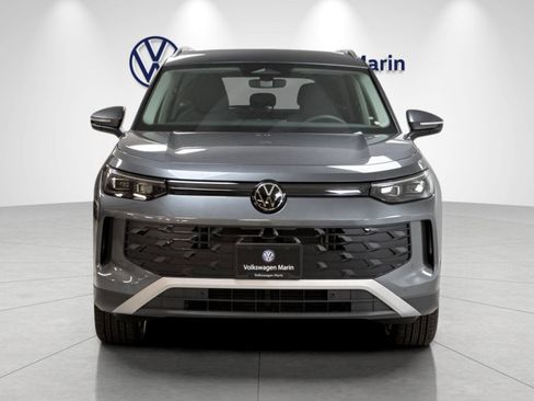 New 2026 Volkswagen Tiguan SE AWD/4WD image 8
