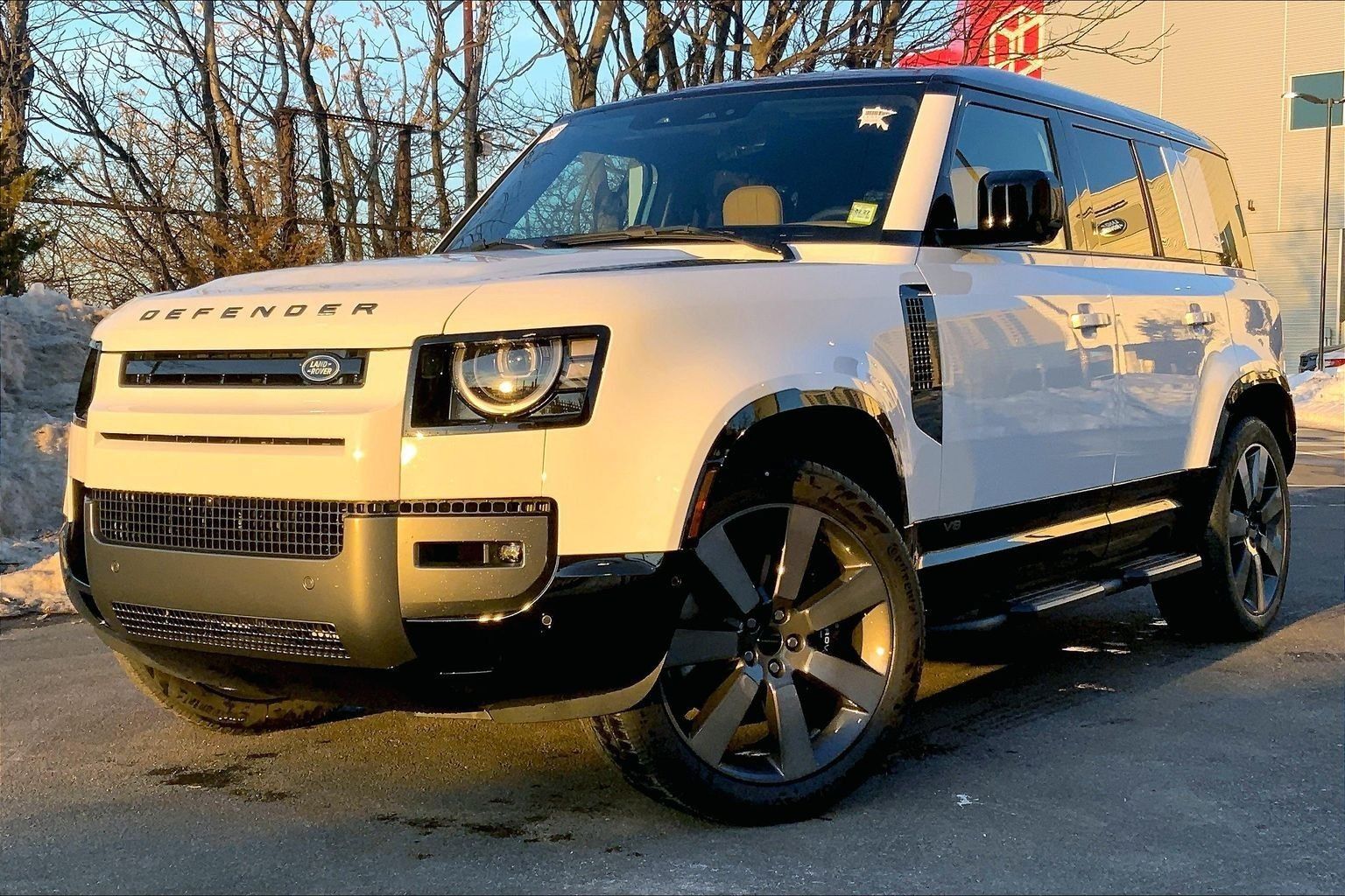 New 2026 Land Rover Defender 110 V8 AWD/4WD image 1