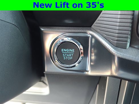 Used 2025 Ford F150 Lariat w/ Equipment Group 502A High image 27