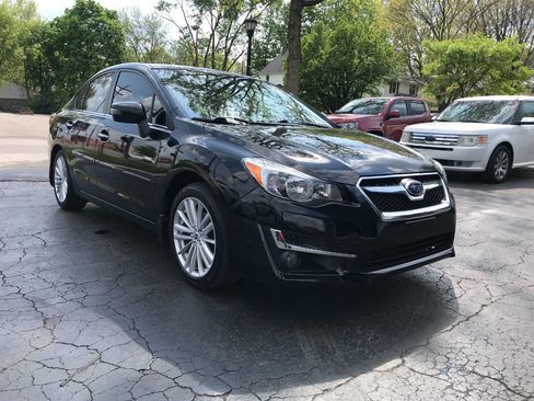 Used 2015 Subaru Impreza 2.0i Limited AWD/4WD image 2