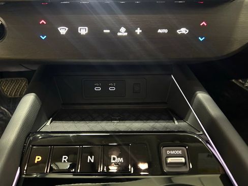 Used 2025 Nissan Murano SL AWD/4WD image 22