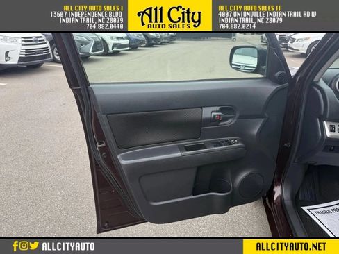 Used 2010 Scion xB image 14