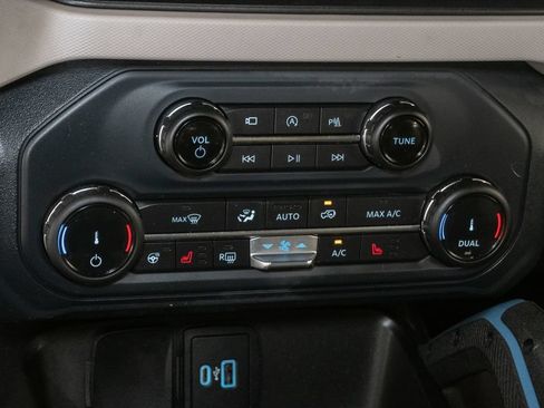 Used 2022 Ford Bronco Wildtrak AWD/4WD image 22